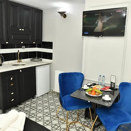 Port Residences 酒店